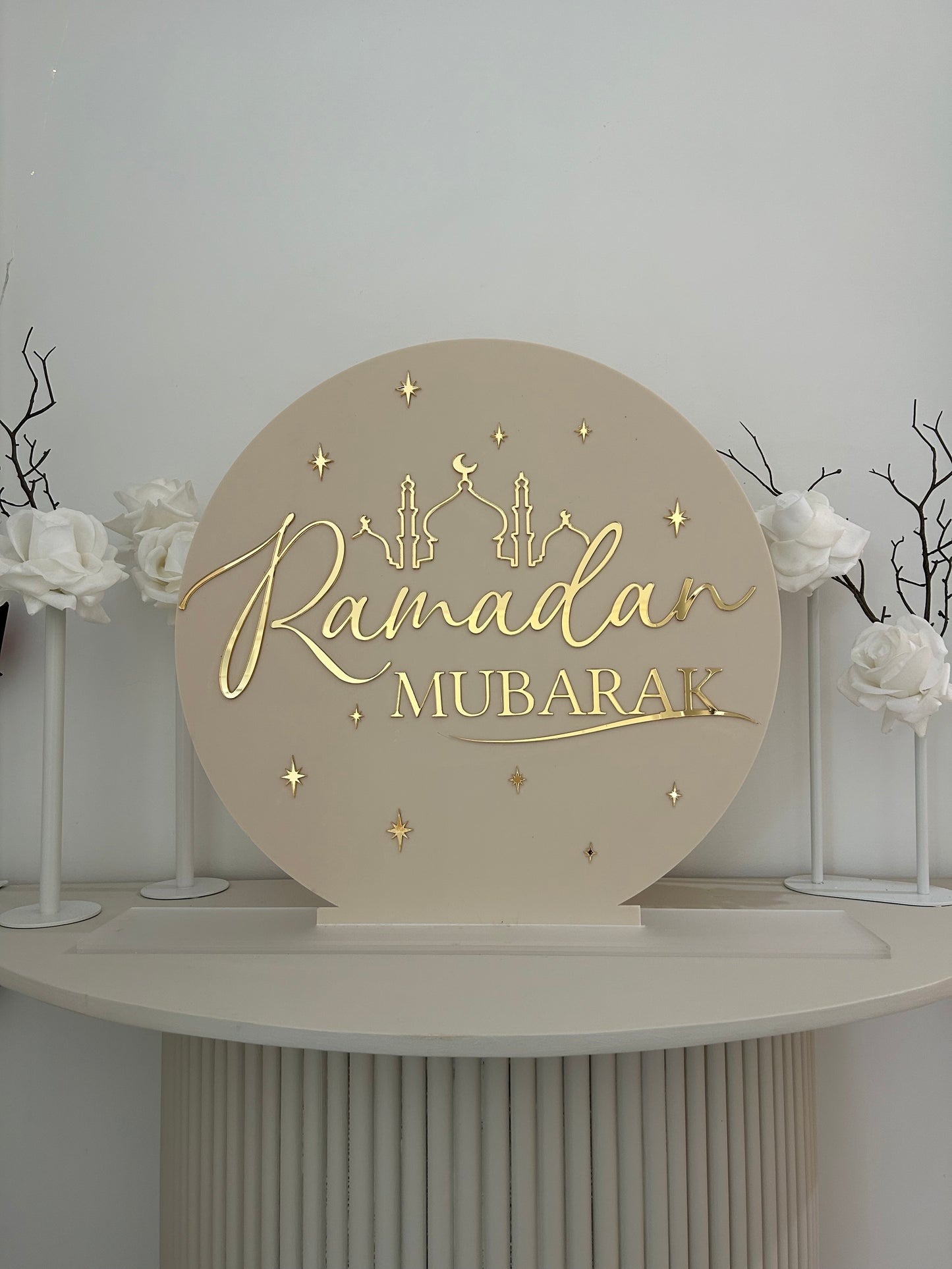 Round Ramadan Mubarak Stand