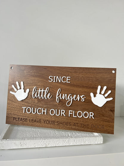 Shoe Removal door sign
