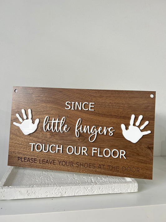 Shoe Removal door sign