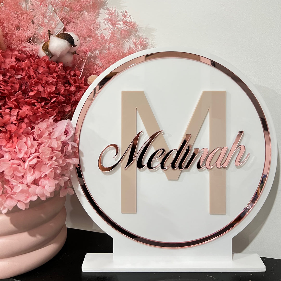 Lettered name stand